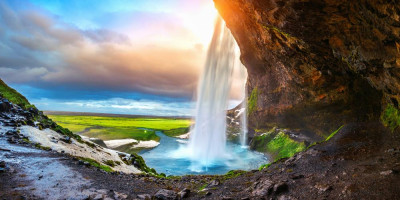 Islandija – med ognjem in ledom, 5 dni, čarter