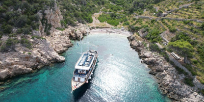 med-otoki-dalmacije-kl3-croatian-wilderness